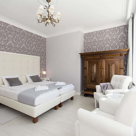 Mariacka Apartments กดัญสก์ ภายนอก รูปภาพ